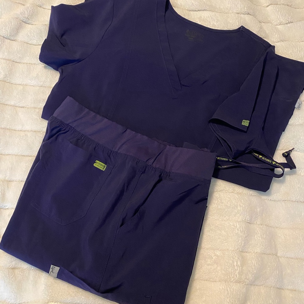 Womens Nurse Scrub Set